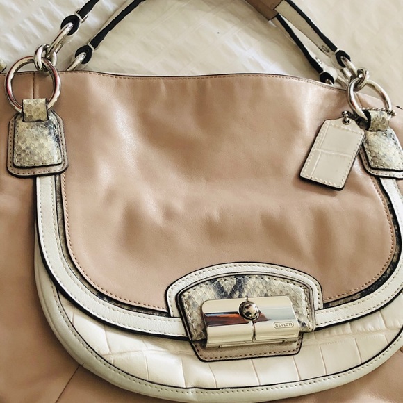 Coach summer bag in putty, off white, “snakeskin” - Picture 4 of 4